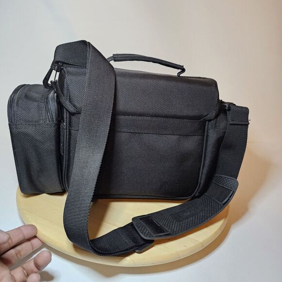 VINTAGE Kodak Black Padded Camera Bag With Multiple Pockets And Compartments - Picture 3 of 9